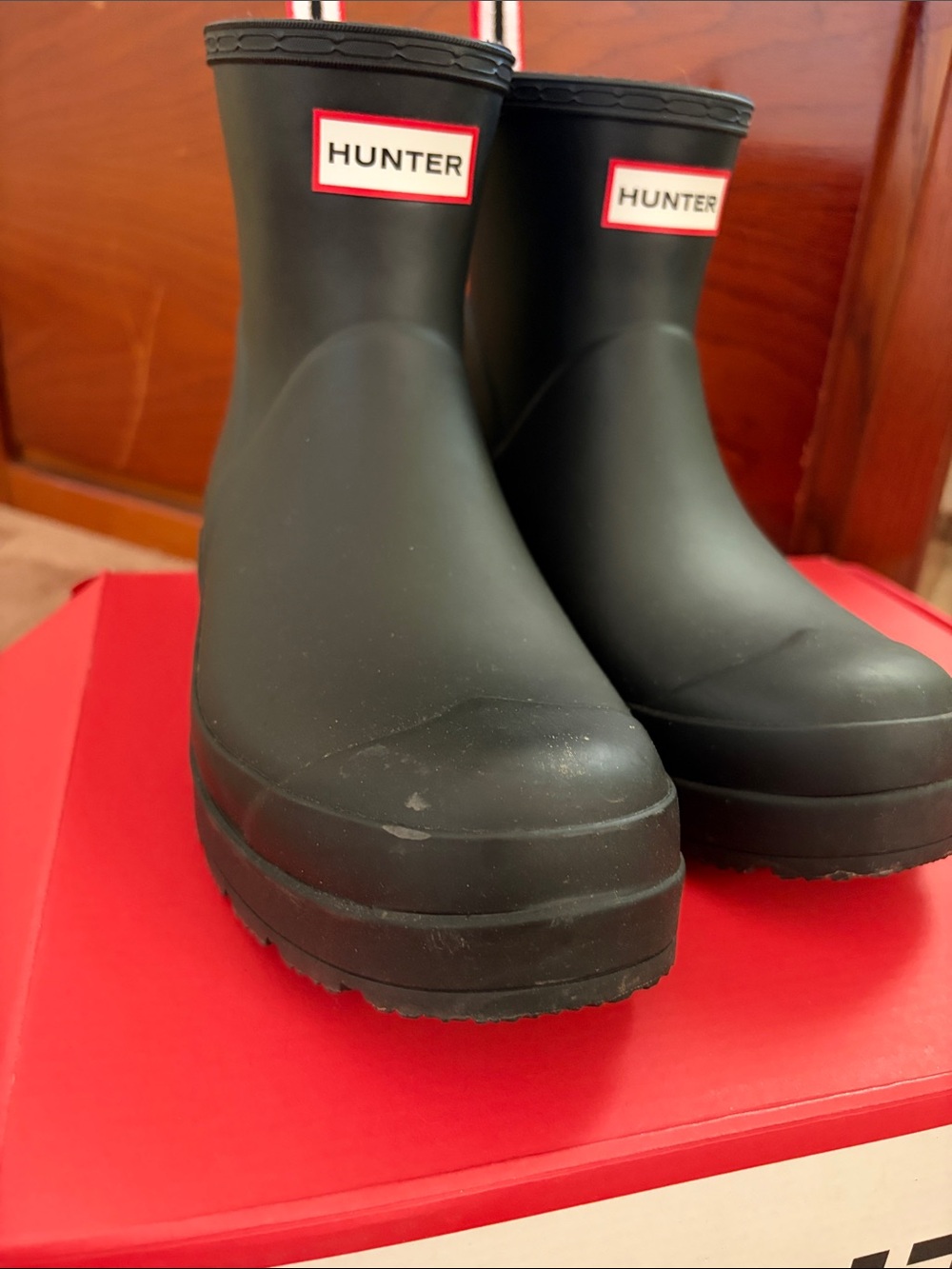 Women’s Hunter PLAY Short Waterproof Rain Boots in Black